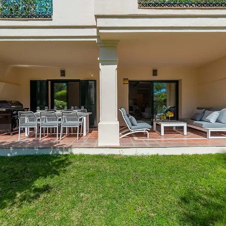 6bdr Stylish Apt, Nueva Andalucia Area, Pool, Golf Marbella