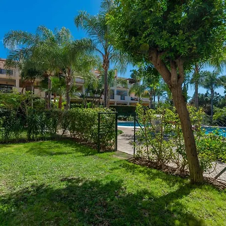 Apartment 6bdr Stylish Apt, Nueva Andalucia Area, Pool, Golf Marbella